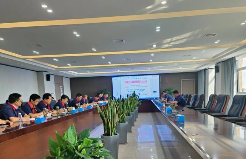 運(yùn)用浙江‘千萬(wàn)工程’經(jīng)驗(yàn)案例，加強(qiáng)公司5S管理工作會(huì)議