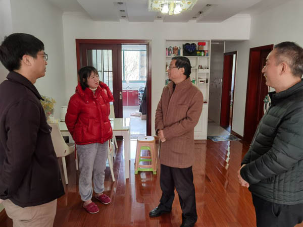 公司黨委開展走訪慰問(wèn)工作 公司黨委開展走訪慰問(wèn)工作