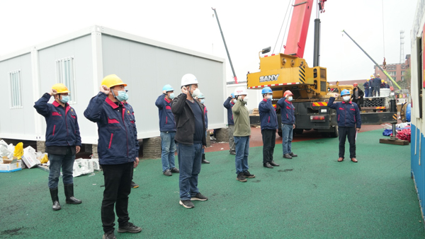 抗擊疫情當(dāng)先鋒 紅色工地踐使命——記市住建局田家炳中學(xué)疫情隔離點建設(shè)臨時黨支部 抗擊疫情當(dāng)先鋒 紅色工地踐使命——記市住建局田家炳中學(xué)疫情隔離點建設(shè)臨時黨支部